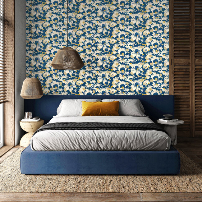 Dutch Wallcoverings Dutch Wallcoverings - Hanashi - Suiren Indigo - Vliesbehang - 10m x 50cm - HAN50145W