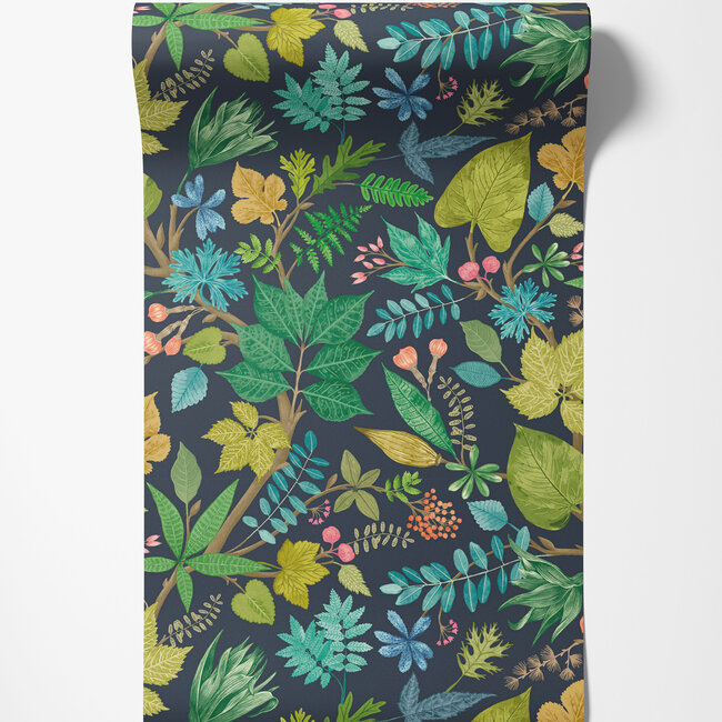 Dutch Wallcoverings Dutch Wallcoverings - FC Riches of Nature- Lush Leaves Midnight Garden - Vliesbehang - 10m x 50cm - RON50118W