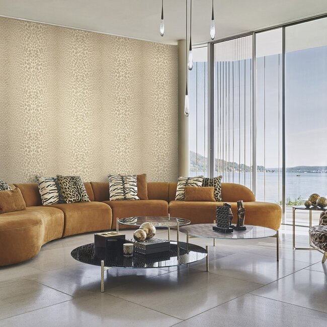 Dutch Wallcoverings Dutch Wallcoverings - FC Roberto Cavalli 9- panter beige - Vliesbehang - 10m x 106cm - 21043