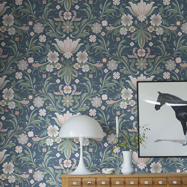 Dutch Wallcoverings Dutch Wallcoverings - FC Sunnano- Östanskär Blue - Vliesbehang - 10m x 53cm - 24114