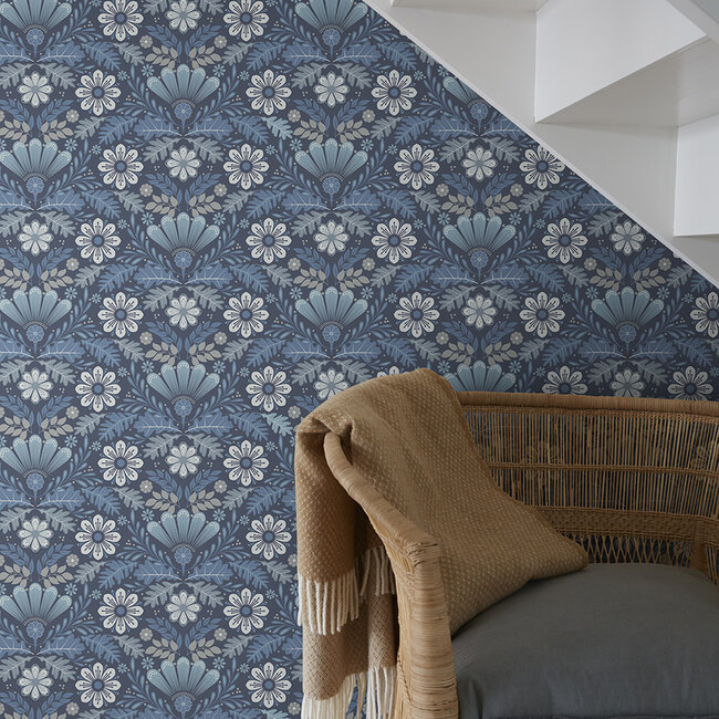 Dutch Wallcoverings Dutch Wallcoverings - FC Sunnano- Klockrike Blue - Vliesbehang - 10m x 53cm - 24123