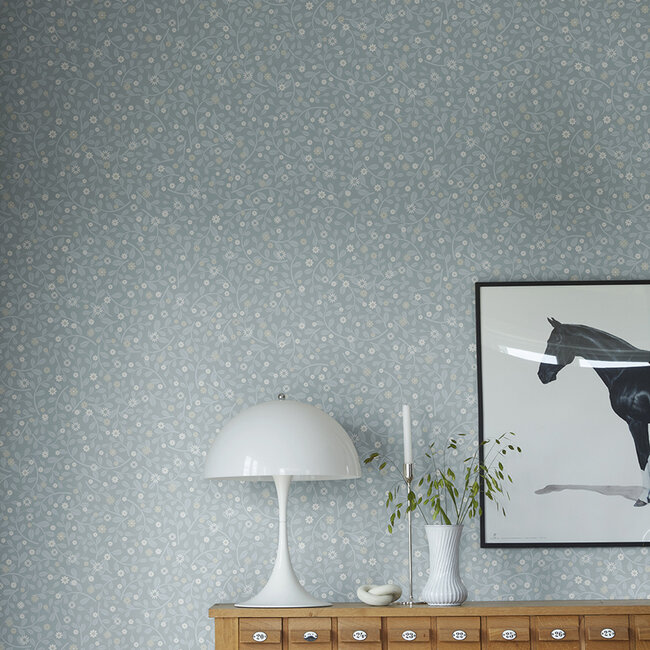 Dutch Wallcoverings Dutch Wallcoverings - FC Sunnano- Hummelvik Blue - Vliesbehang - 10m x 53cm - 24130