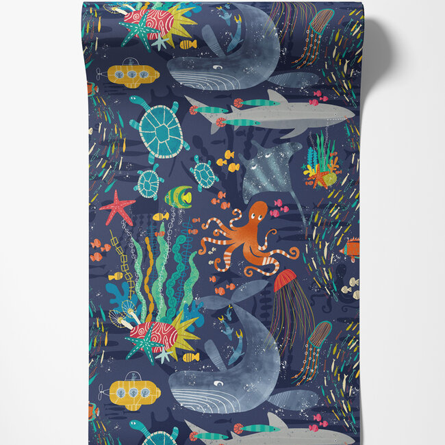 Dutch Wallcoverings Dutch Wallcoverings - FC When I Grow Up - Beneath The Waves Prussian - Vliesbehang - 10m x 50cm - WGU50130W