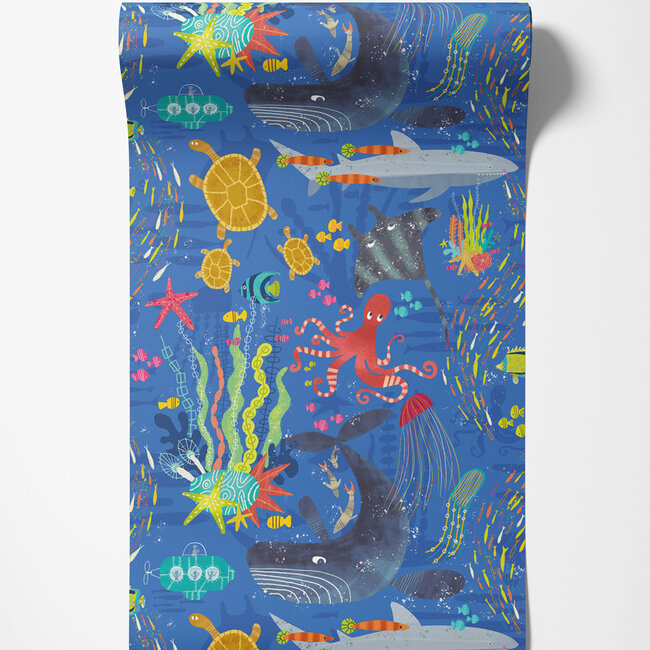Dutch Wallcoverings Dutch Wallcoverings - FC When I Grow Up - Beneath The Waves Lapis - Vliesbehang - 10m x 50cm - WGU50132W