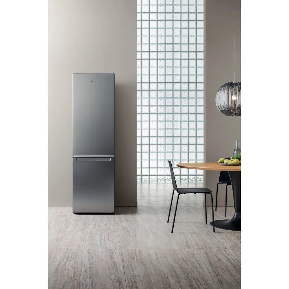 Bauknecht KGNF 202 IN - Koel-vriescombinatie