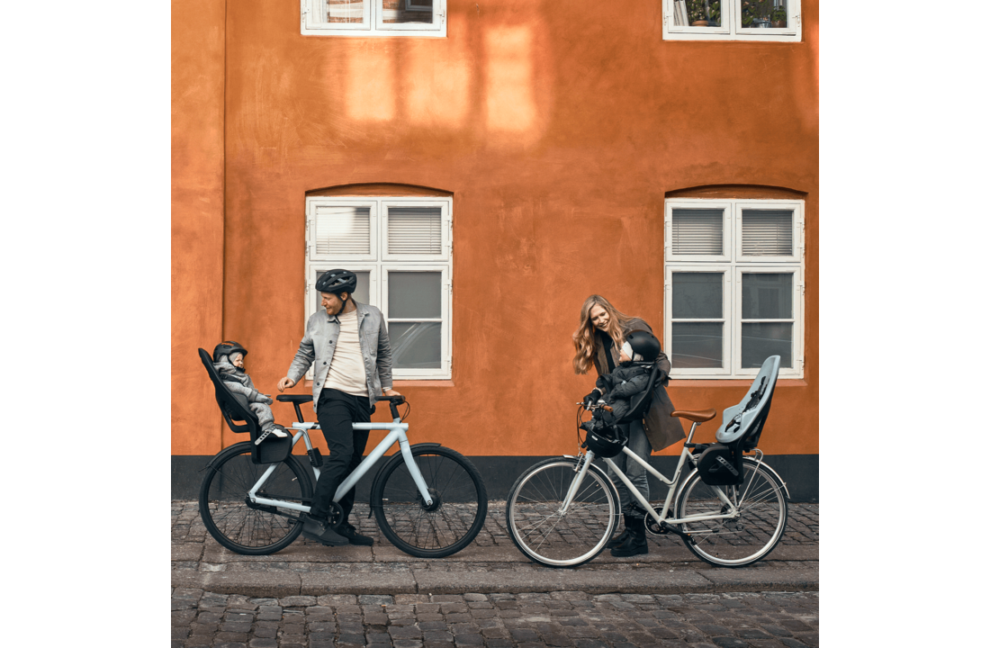 Thule Yepp 2 Maxi fietsstoeltje achter - midnight zwart