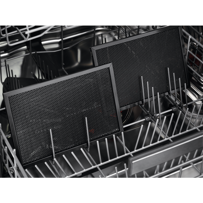 AEG TCH74B01FB - Inductiekookplaat met afzuiging.