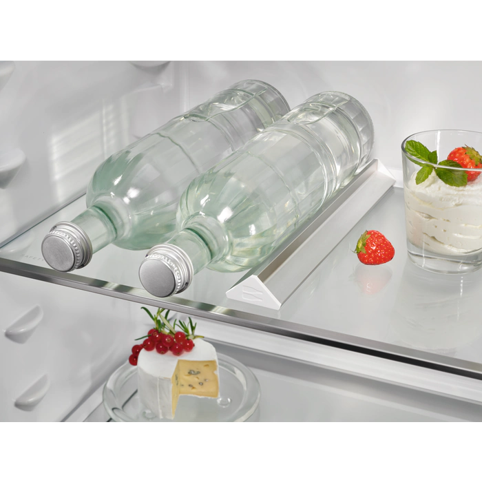 AEG TSC8M18WCF - Inbouw koel-/vriescombinatie.