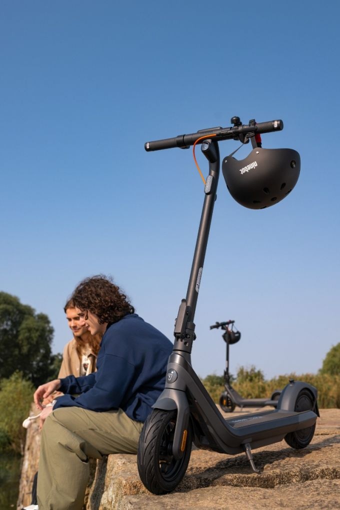 SEGWAY-NINEBOT Kickscooter E2 PRO E