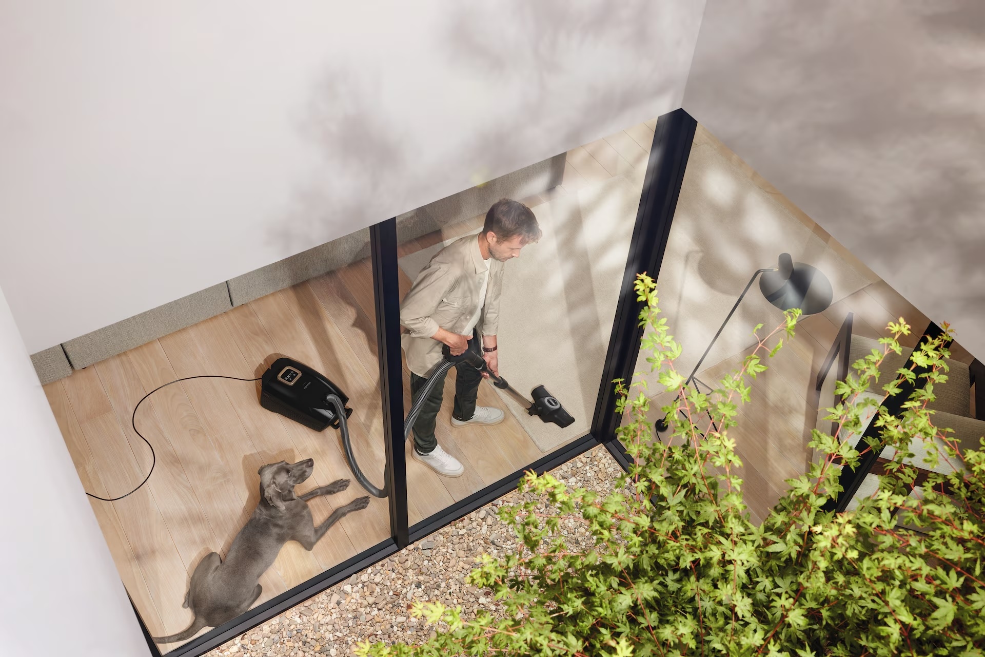 Miele Guard L1 Cat & Dog Flex Obsidiaanzwart - Stofzuiger met zak.