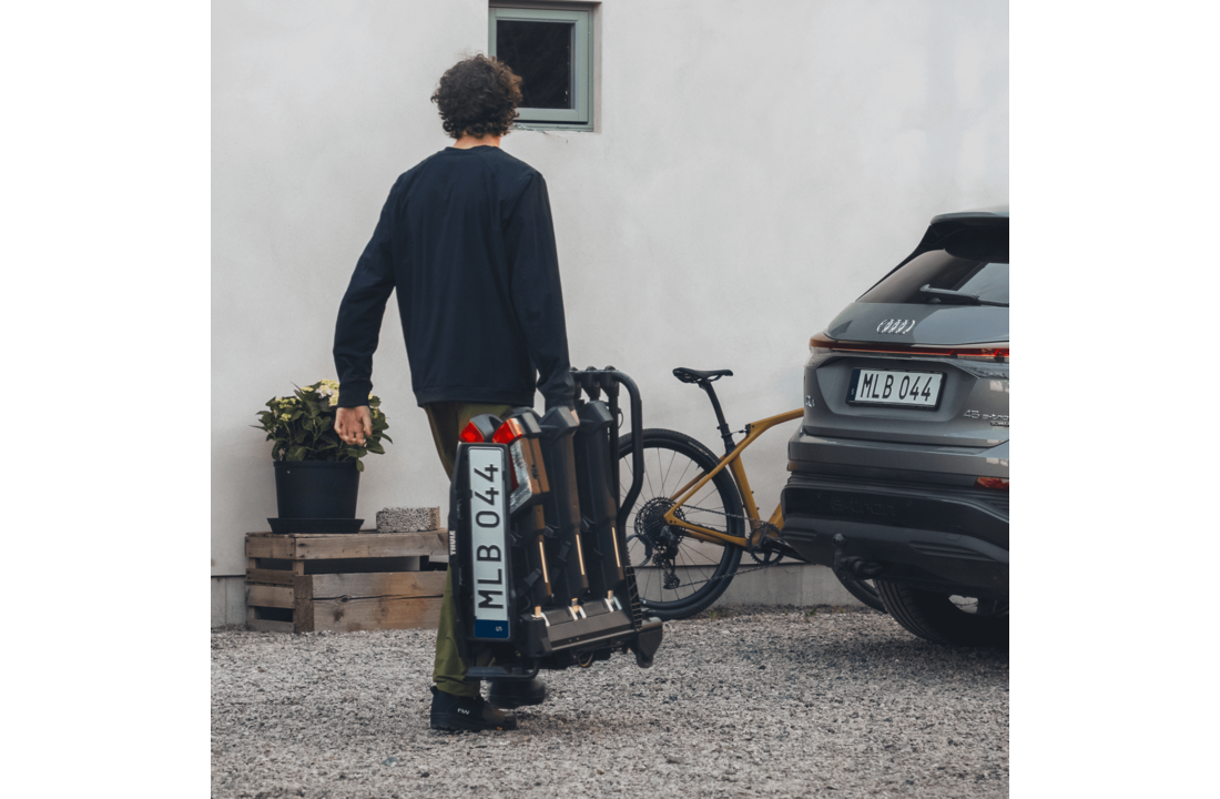 Thule EasyFold 3 platformfietsendrager voor 2 fietsen.