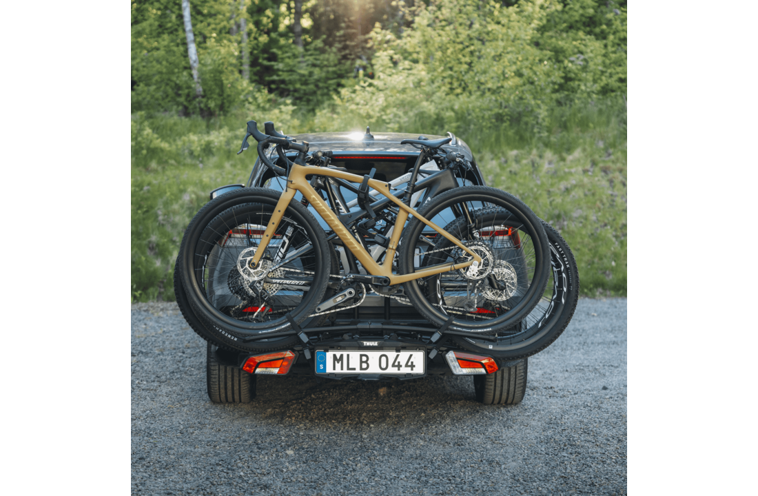 Thule EasyFold 3 platformfietsendrager voor 2 fietsen.