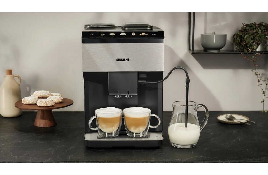 Siemens TP517DF3 Espresso volautomaat EQ500 extraKLASSE RVS, Zwart.