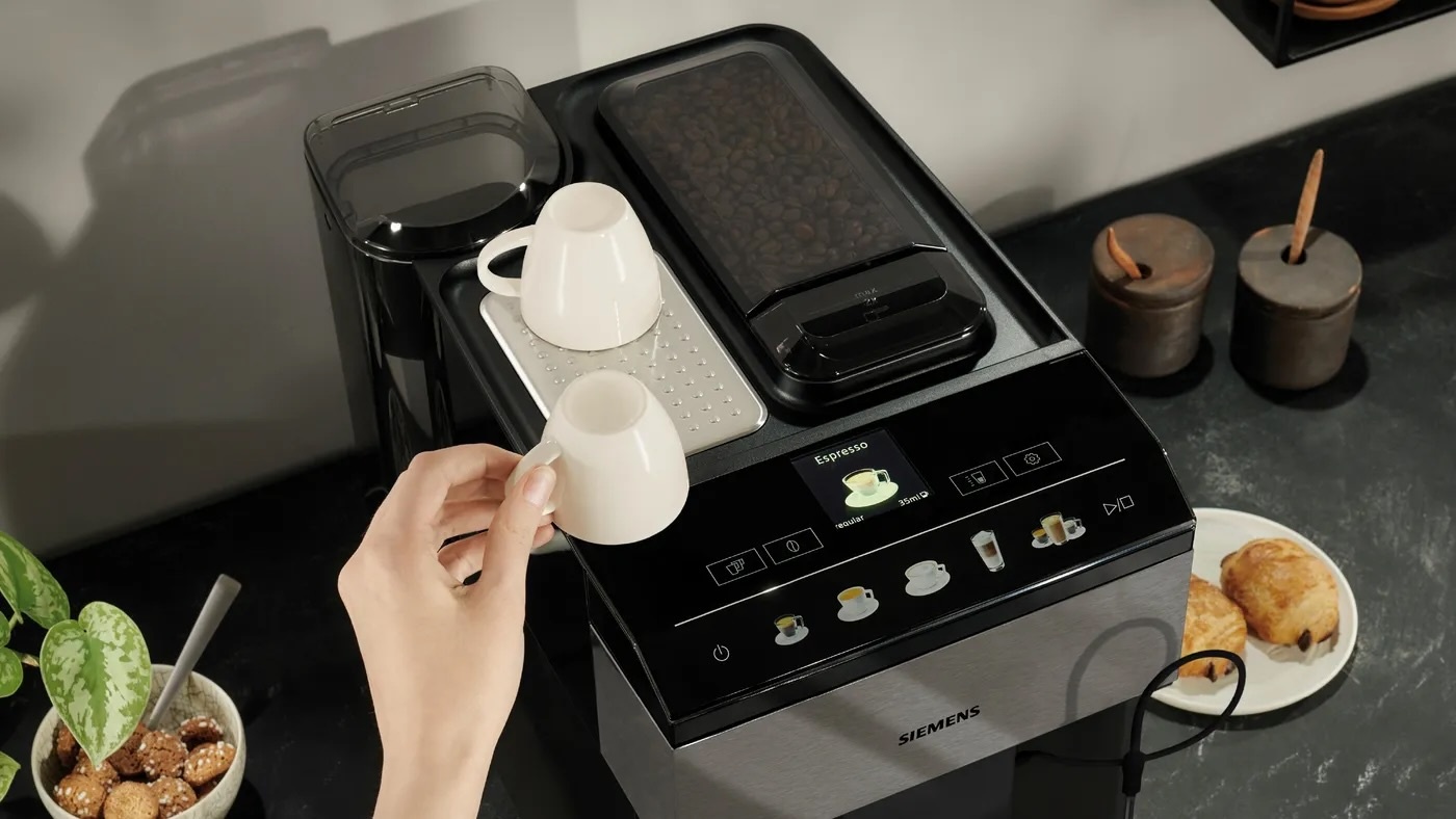 Siemens TP517DF3 Espresso volautomaat EQ500 extraKLASSE RVS, Zwart.