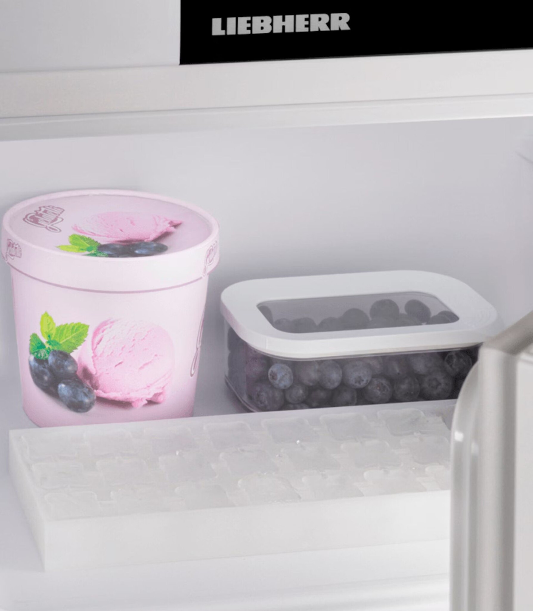 Liebherr Re 1400-20 - Tafelmodel koelkast.