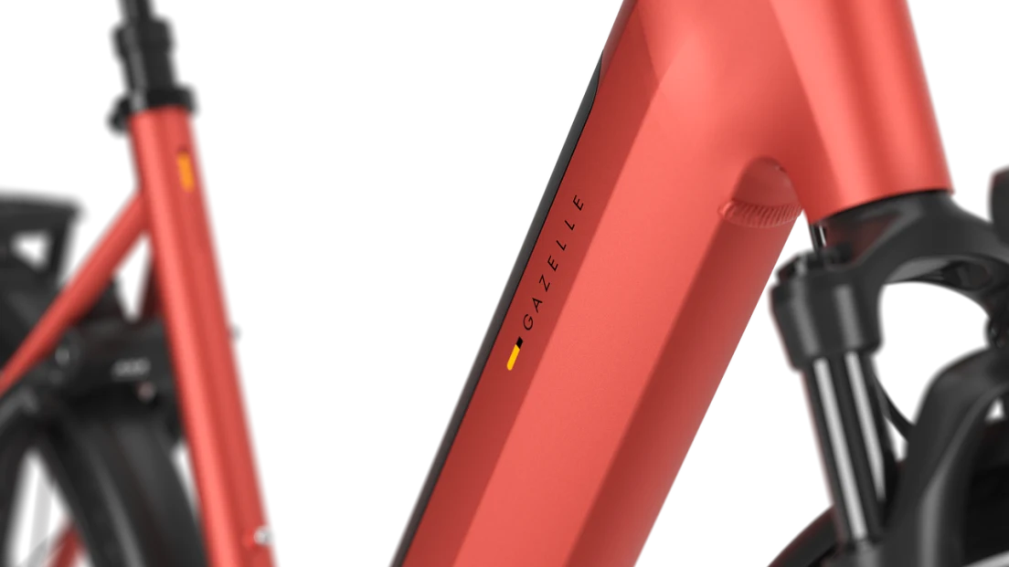 Gazelle Ultimate C5+ BELT 540Wh Dames Metallic Orange (mat)