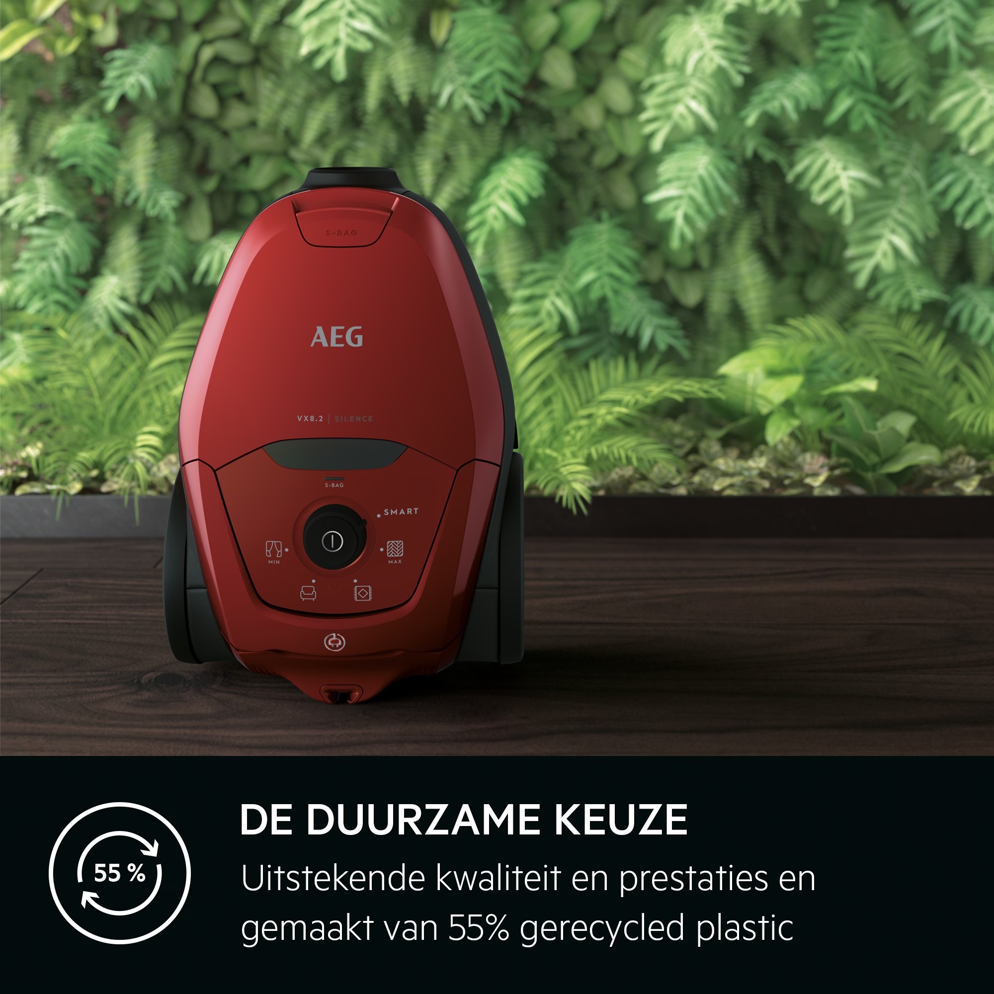 AEG VX82-1-2CR - Stofzuiger met zak.