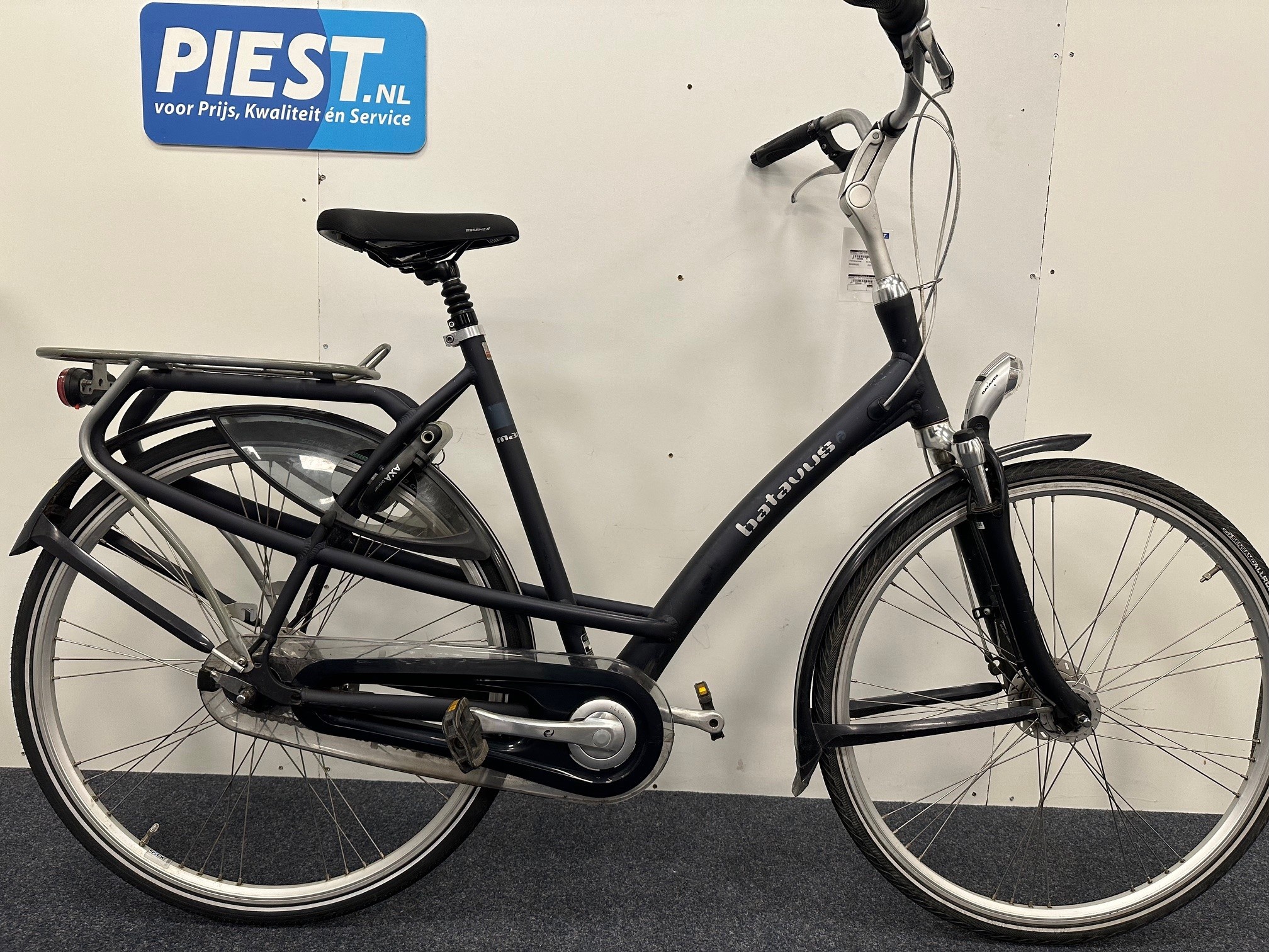 BATAVUS MAMBO-7  DONKERBLAUW