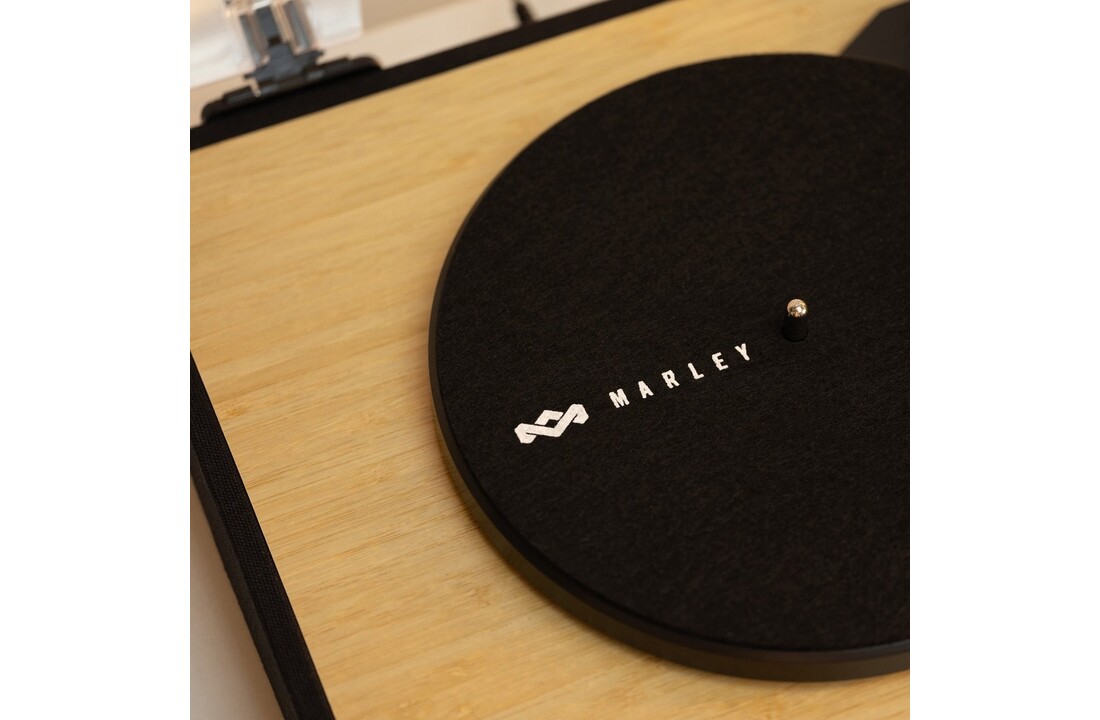 House of Marley Revolution Signature Black - Platenspeler