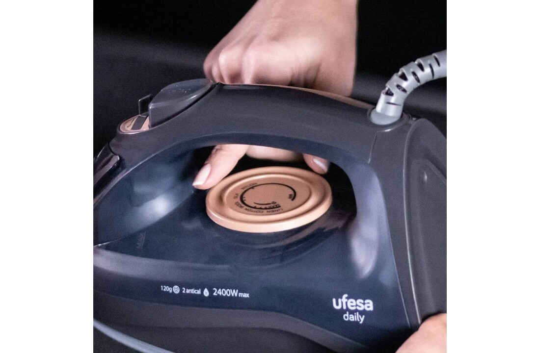 Ufesa PV1100C Daily - Stoomstrijkijzer