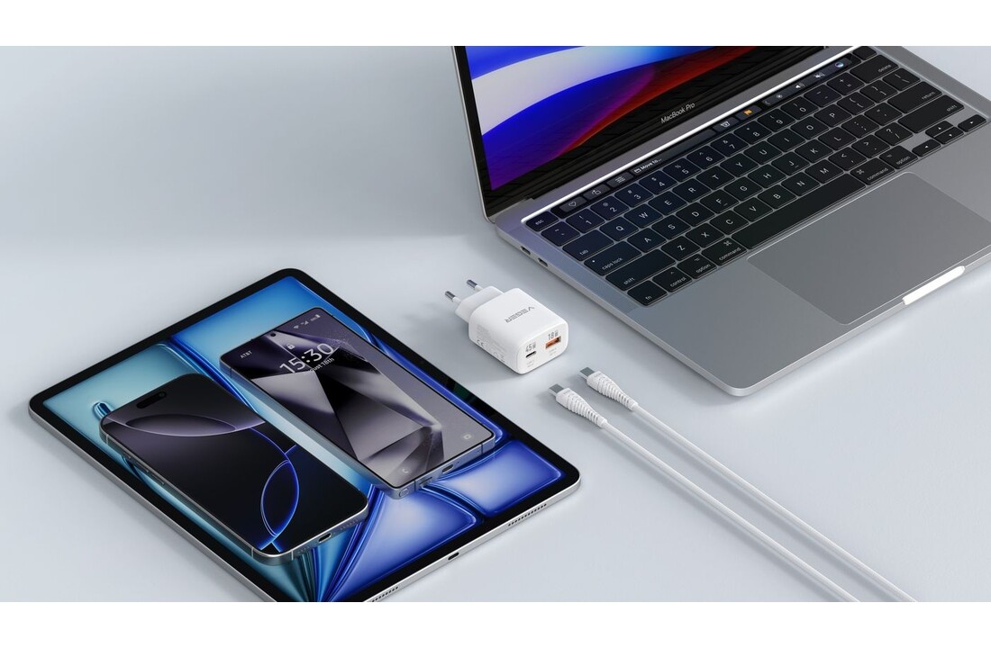 Veger snellader 45 Watt 2x USB Poort + USB-C Kabel 1,5m Nylon Wit