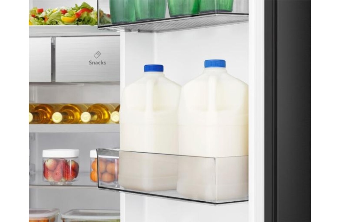 Hisense RS818N4IFD - vrijstaande side-by-side koelkast.