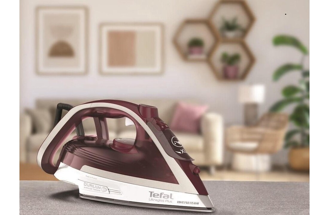 Tefal Ultragliss Plus FV6810 - Stoomstrijkijzer