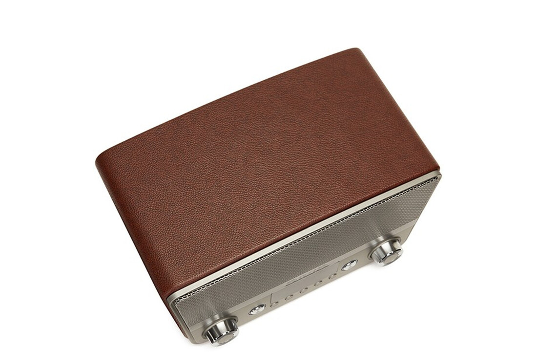 Aiwa BSTU-750BR - Radio