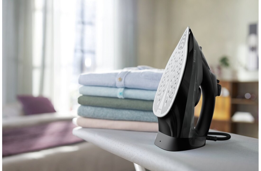 Philips DST5040/80 - Stoomstrijkijzer