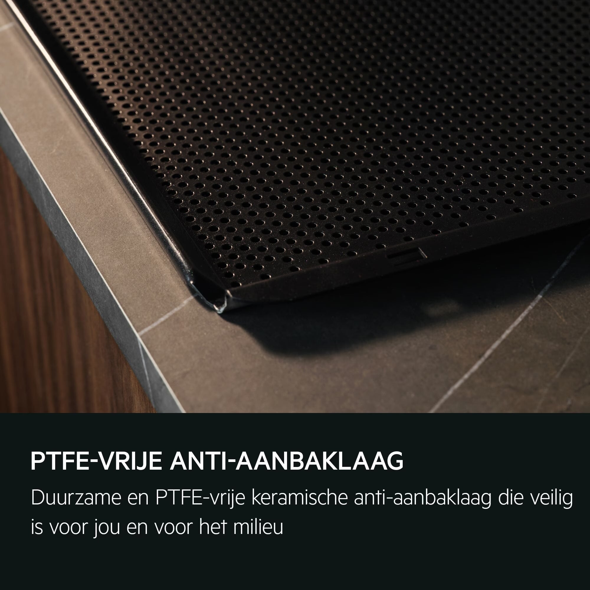 AEG TP8SK721B SteamPro - Combi hetelucht- en stoomoven.