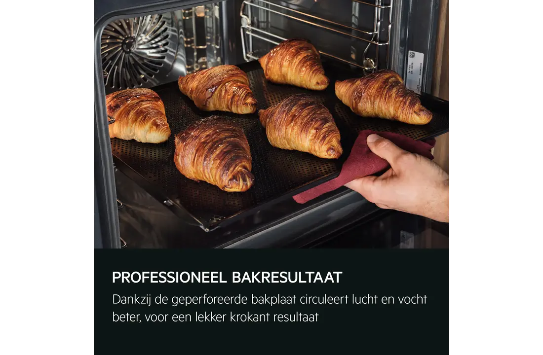 AEG TP8SK721B SteamPro - Combi hetelucht- en stoomoven.