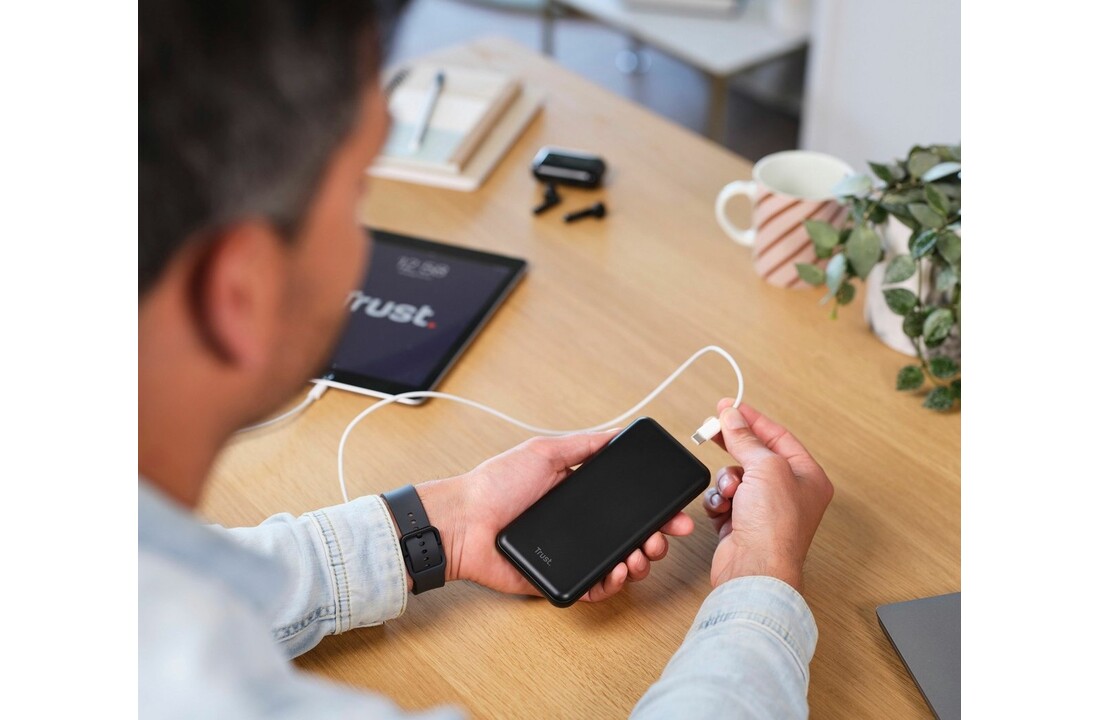 Trust Redoh Fast 10.000 mAh Zwart - Powerbank