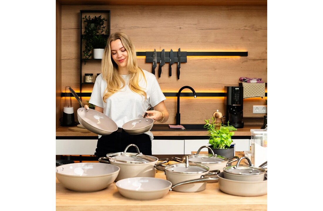 Cook & Pan Taupe of Mind Honey Kookpan met deksel 20 cm