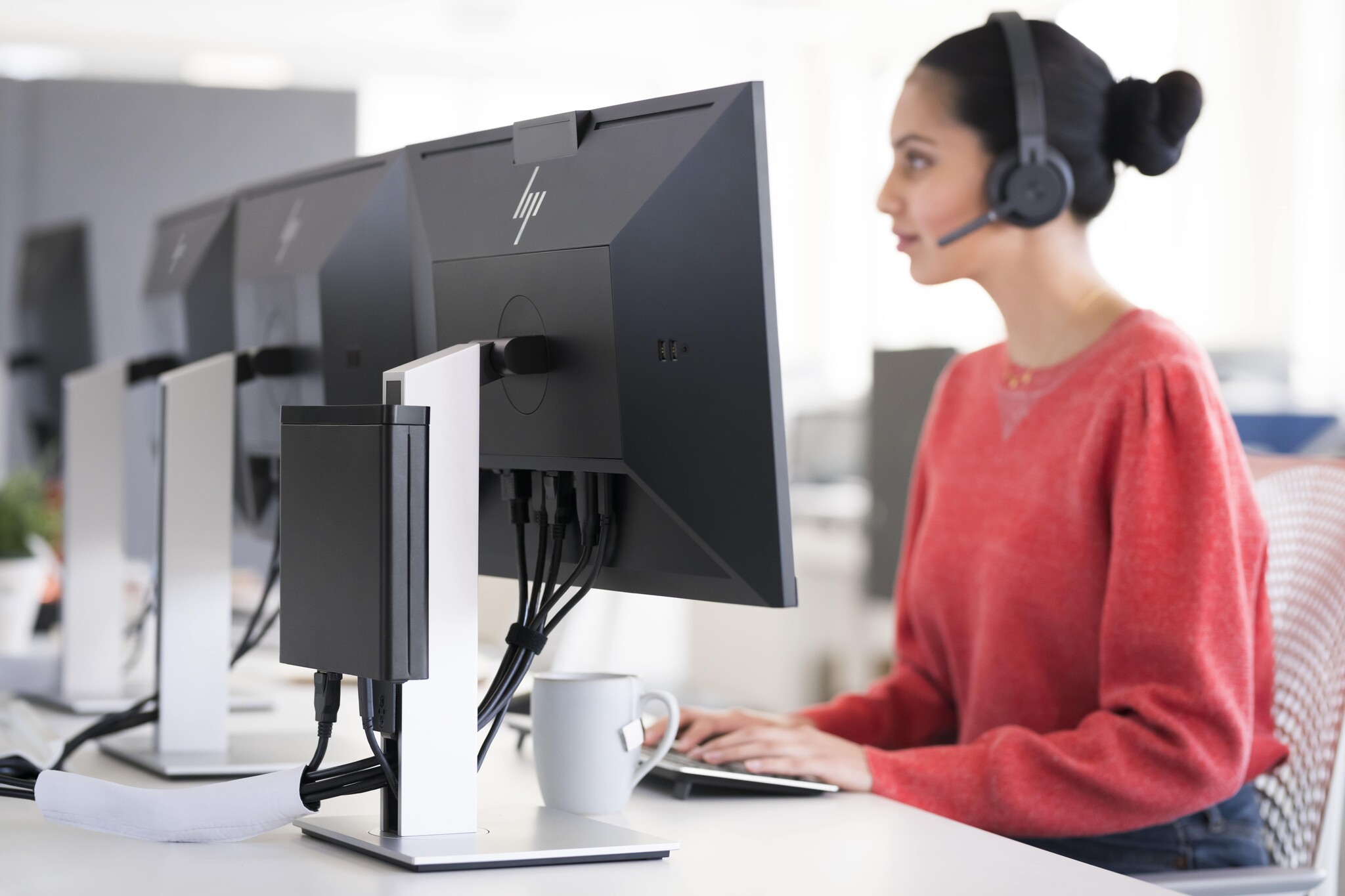 HP EliteDisplay E24 G4 - Monitor