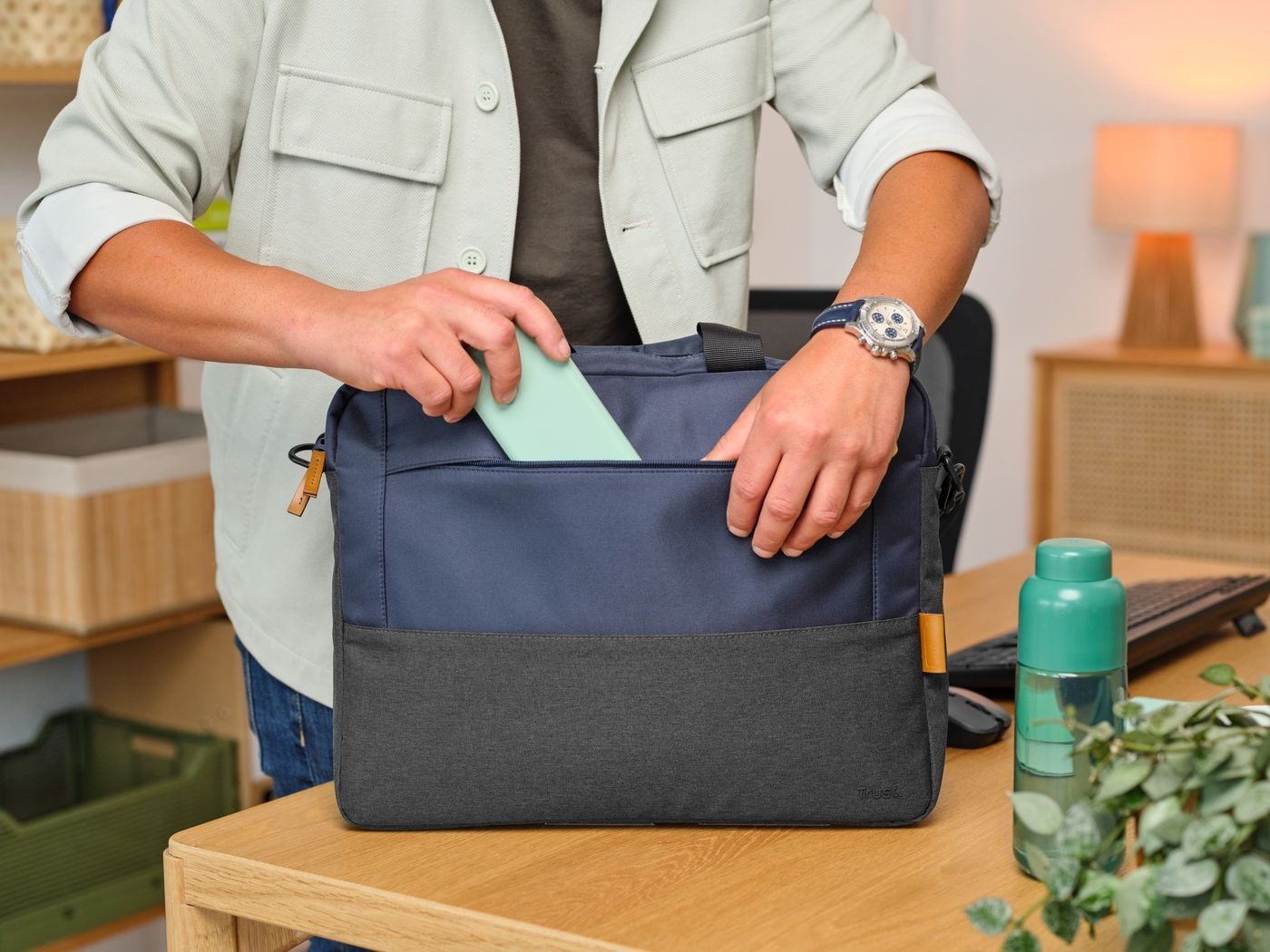 Trust Lisboa 16 inch Eco Blauw - Laptoptas