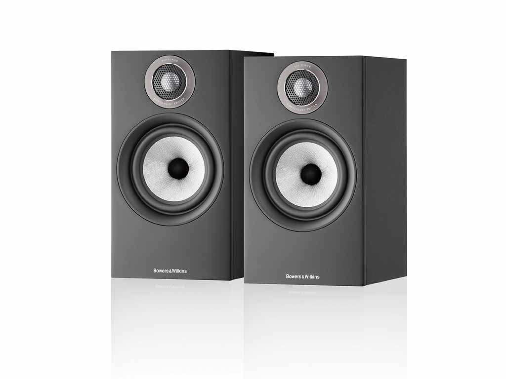 Bowers & Wilkins 607 S2 Speaker (Edition Black) - Boekenplank speaker