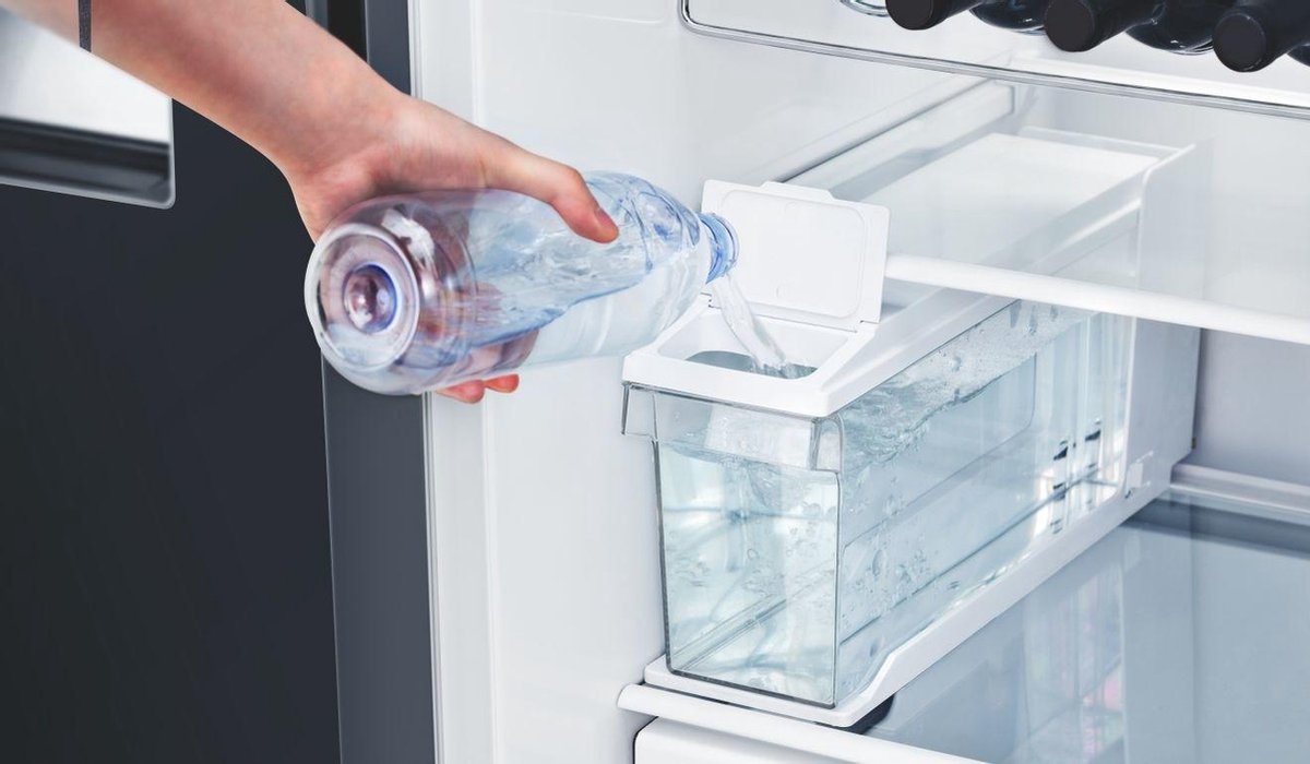 Hisense RS694N4TFE  - Amerikaanse koelkast