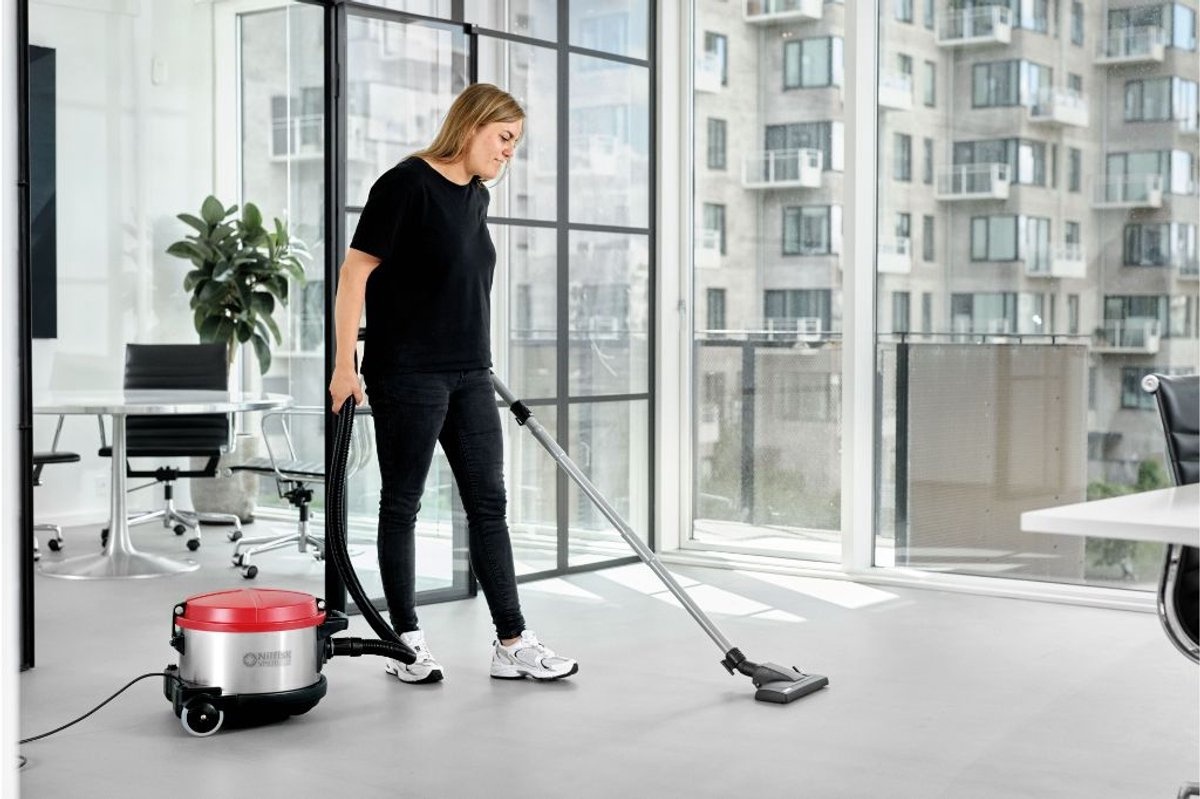 Nilfisk VP930 C - Stofzuiger met zak