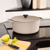 Cook & Pan Taupe of Mind Gietijzeren braadpan 24 cm