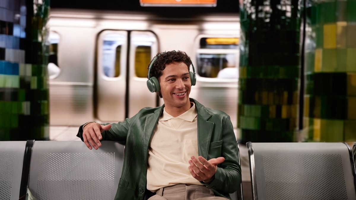 JBL Live 680NC Zwart - Draadloze koptelefoon