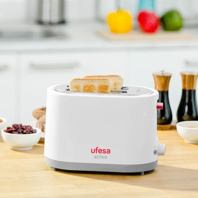 Ufesa TT7385 - Broodrooster