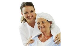 Haren wassen op bed: 5 praktische tips voor mantelzorgers en zorgprofessionals