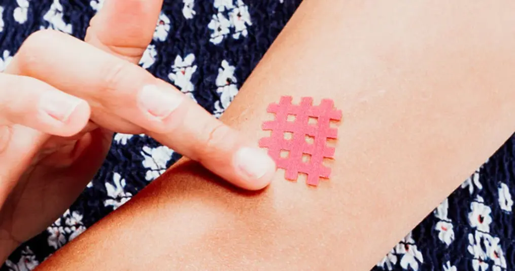 Jeukende muggenbulten?   Niet krabben, maar plakken!