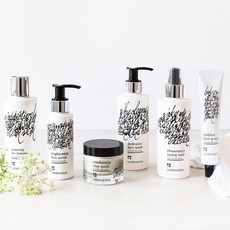 (A) Amazing Oil Cleanser