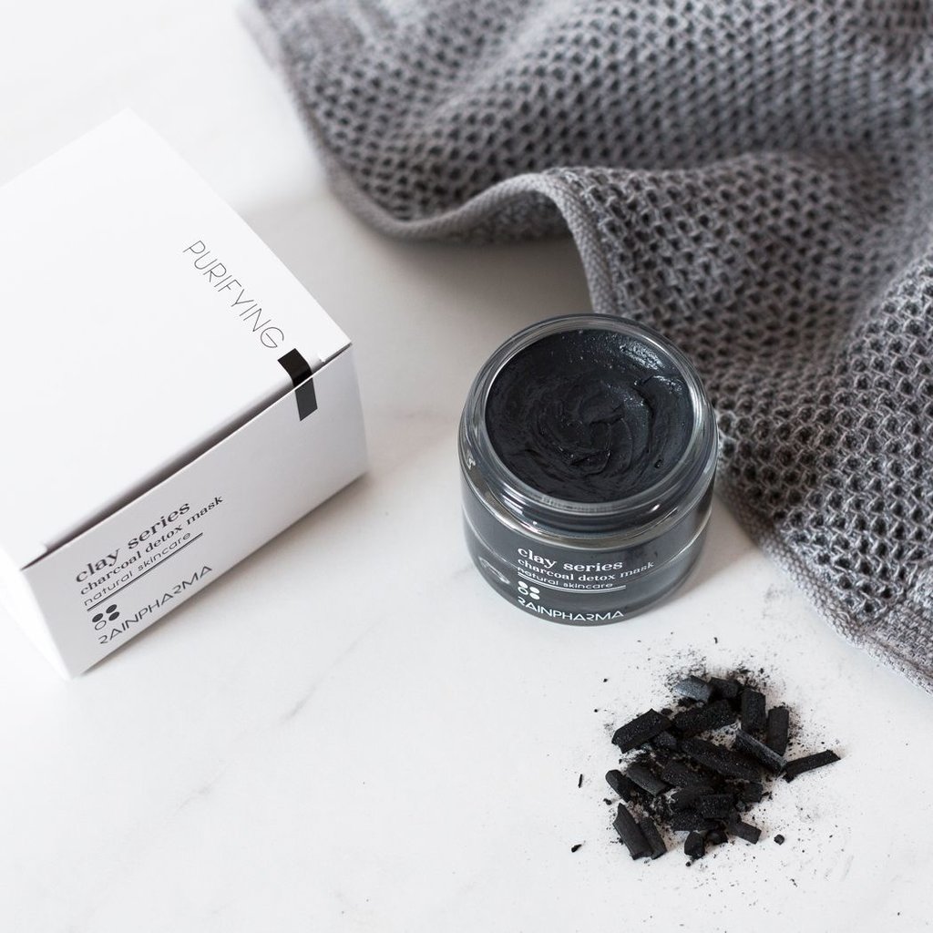 (C) Charcoal Detox Mask