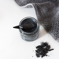 (C) Charcoal Detox Mask