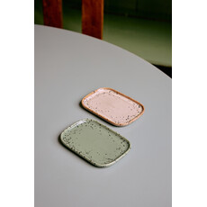 70s Trays Crayon