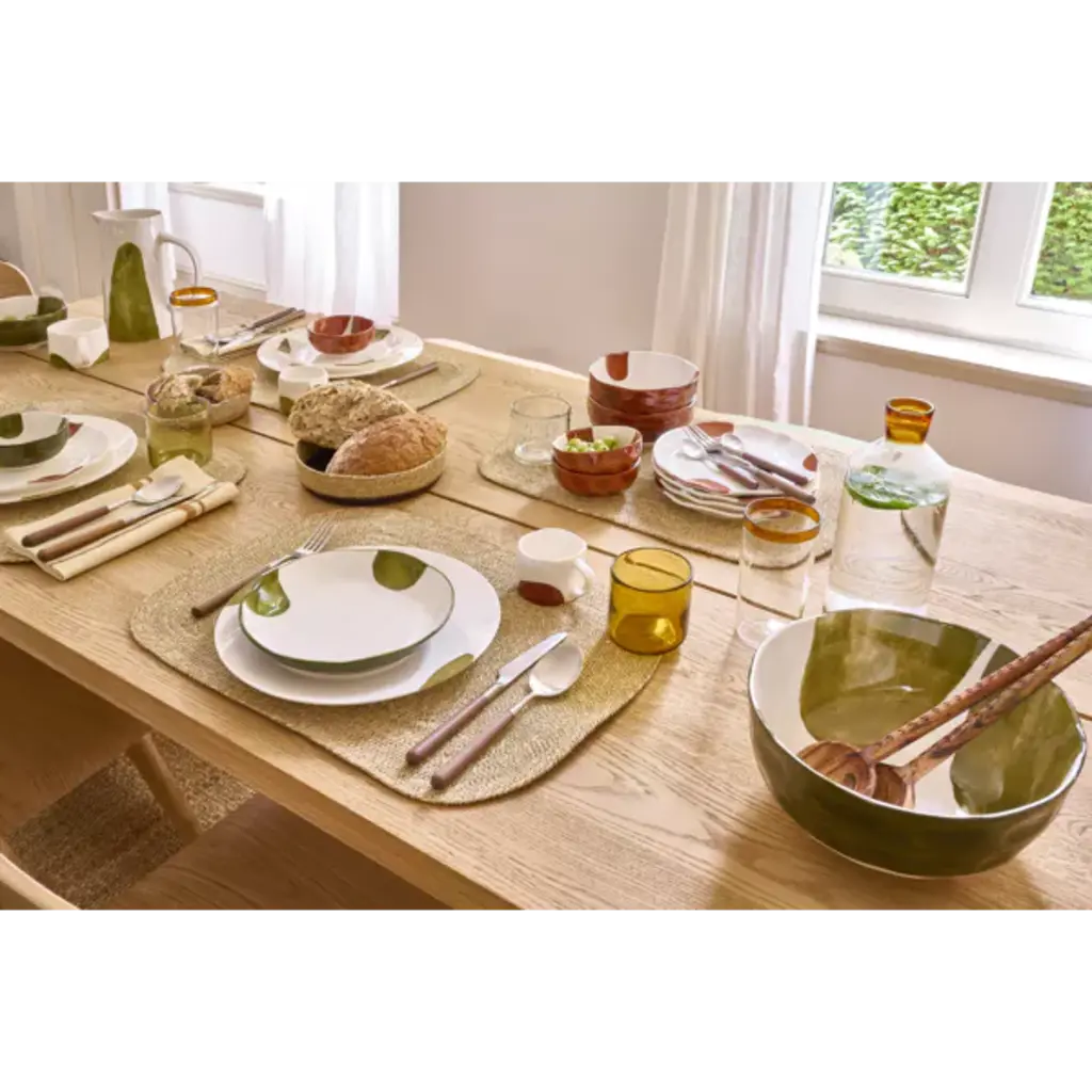 Dinner Plate Forrest