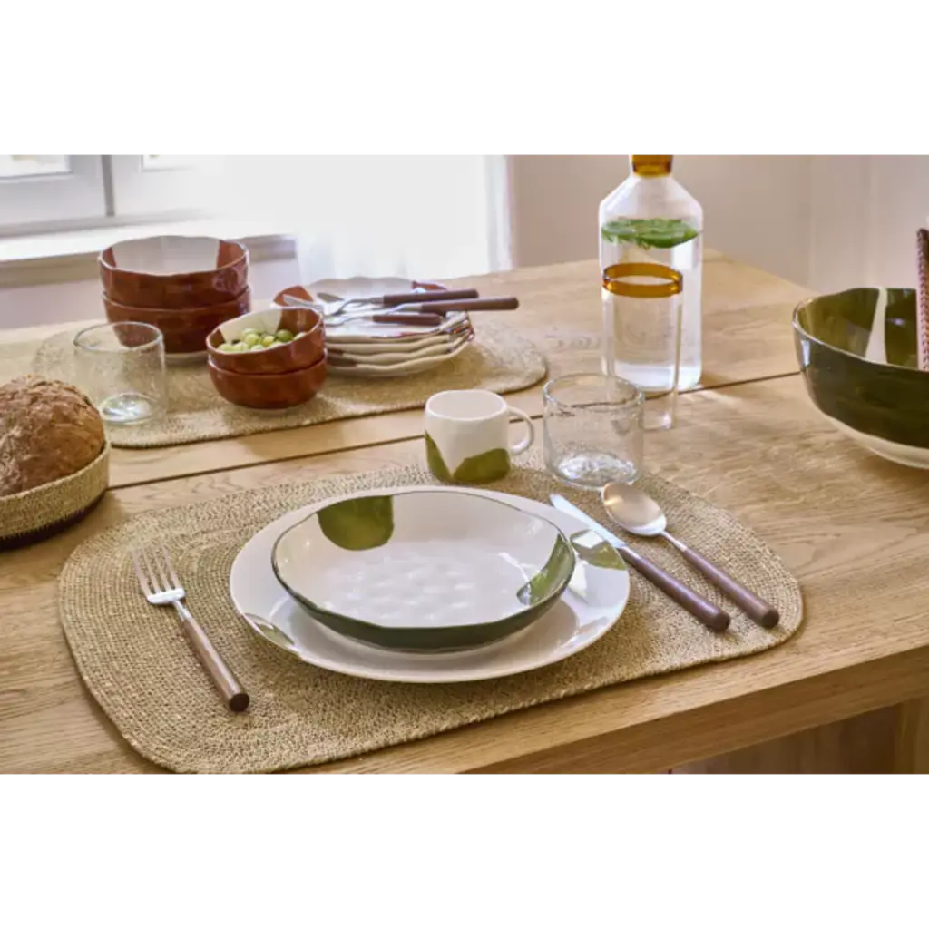 Dinner Plate Forrest