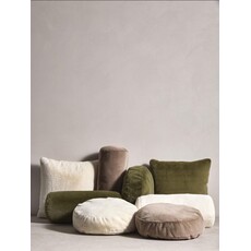 Furry Cushion Mads Oatmeal